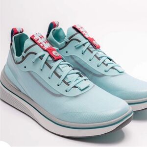 BALA Twelves Daybreak Nursing Profession Unisex Teal Aqua Blue Size 8